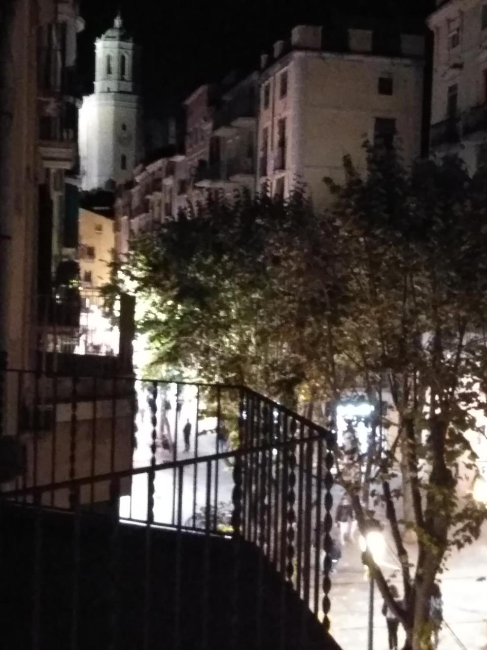 Onyar Apartments Rambla De La Llibertat 27 Χιρόνα Εξωτερικό φωτογραφία
